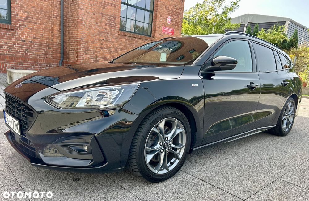 Ford Focus 1.5 EcoBoost STart-Stopp-System ST-LINE - 2