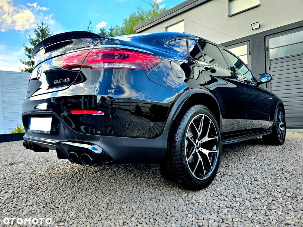 Mercedes-Benz GLC - 13