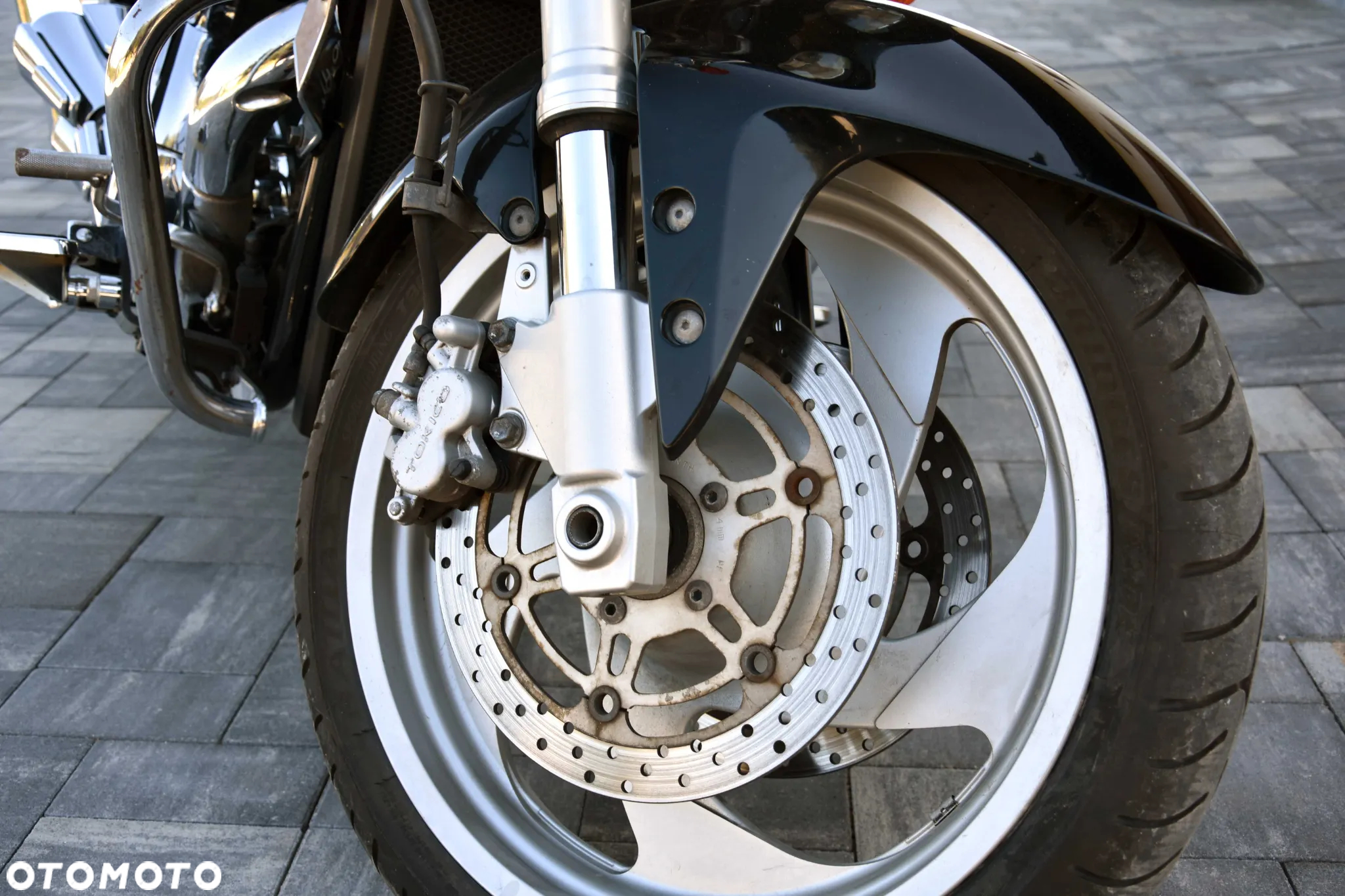 Suzuki Intruder - 6