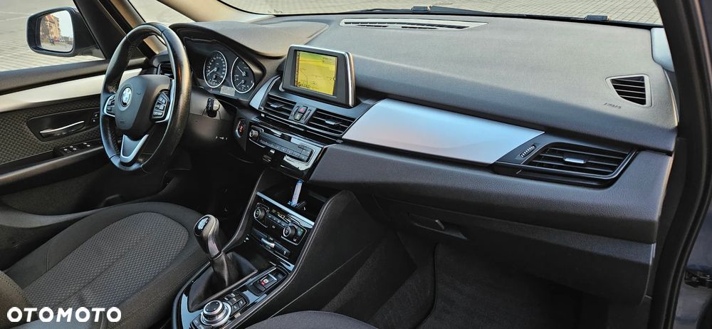 BMW Seria 2 216d Gran Tourer Luxury Line - 10