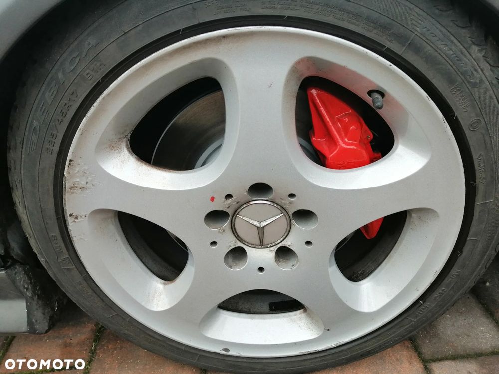 Mercedes-Benz CLK - 9