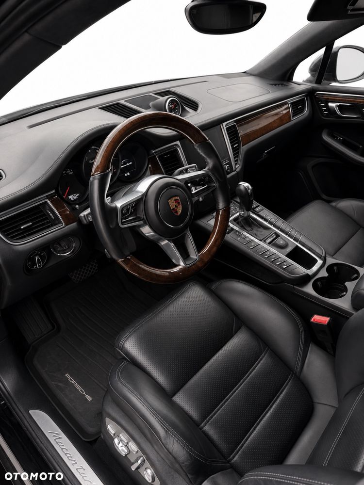 Porsche Macan Turbo PDK - 10