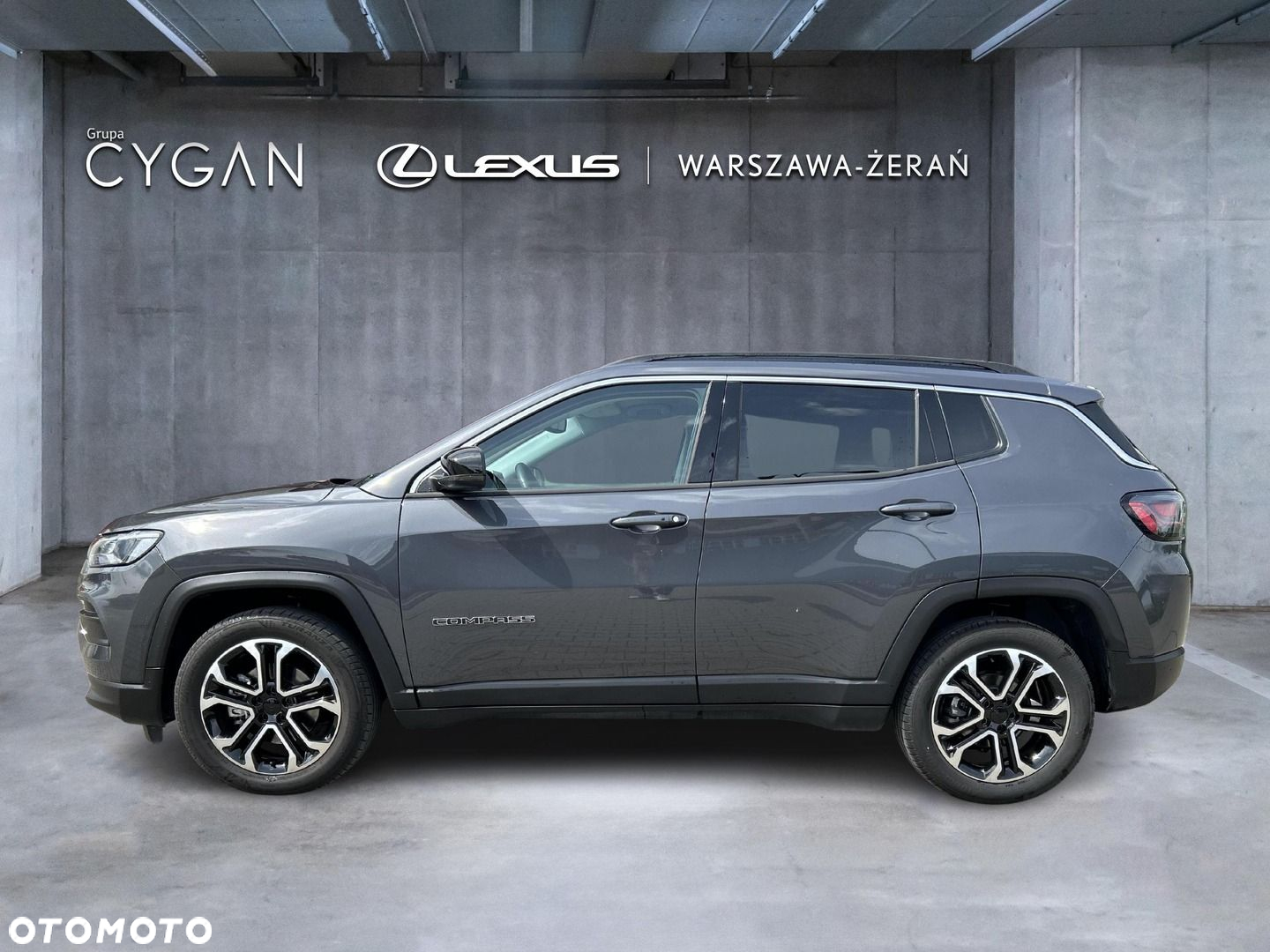 Jeep Compass - 4