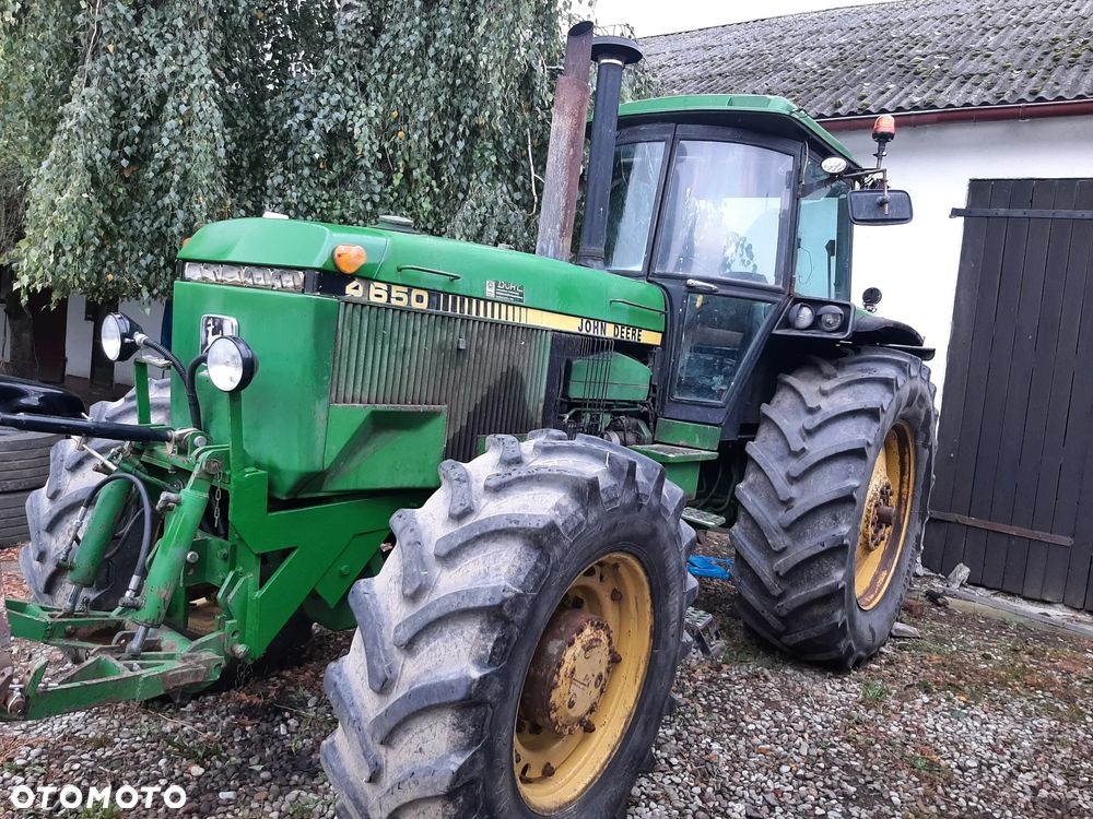 John Deere 4650 - 3