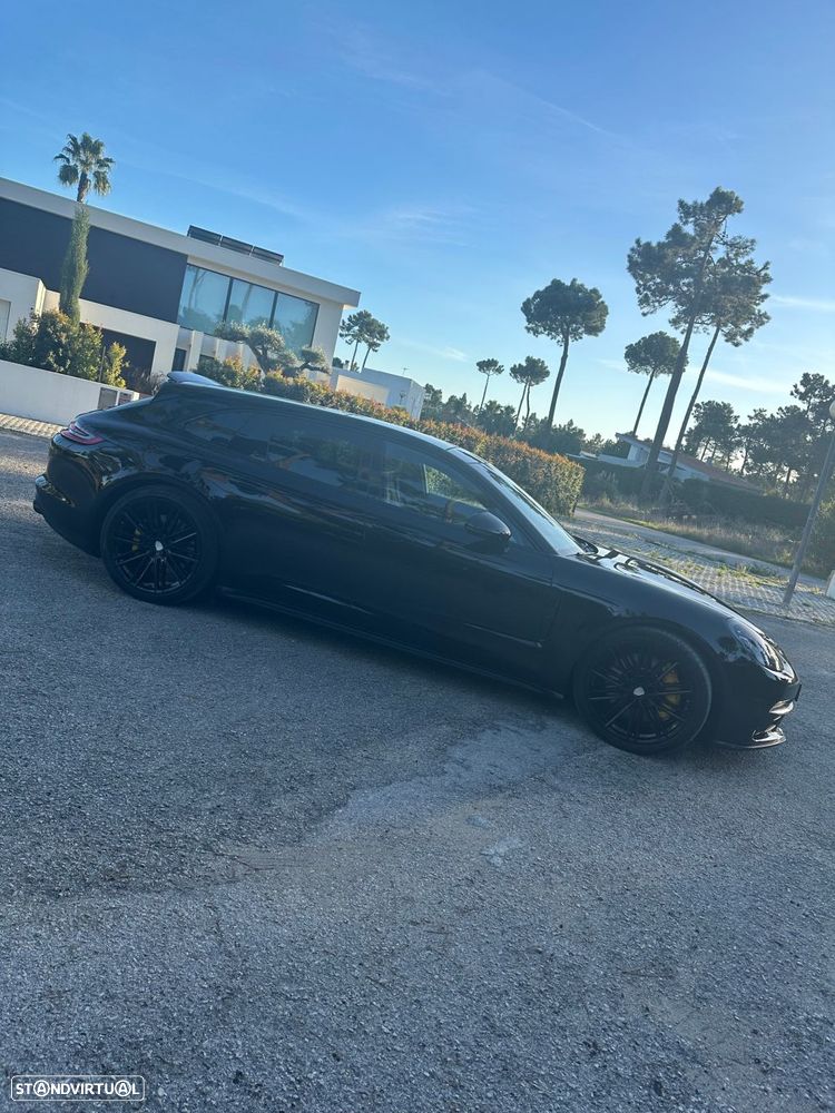 Porsche Panamera Sport Turismo - 4
