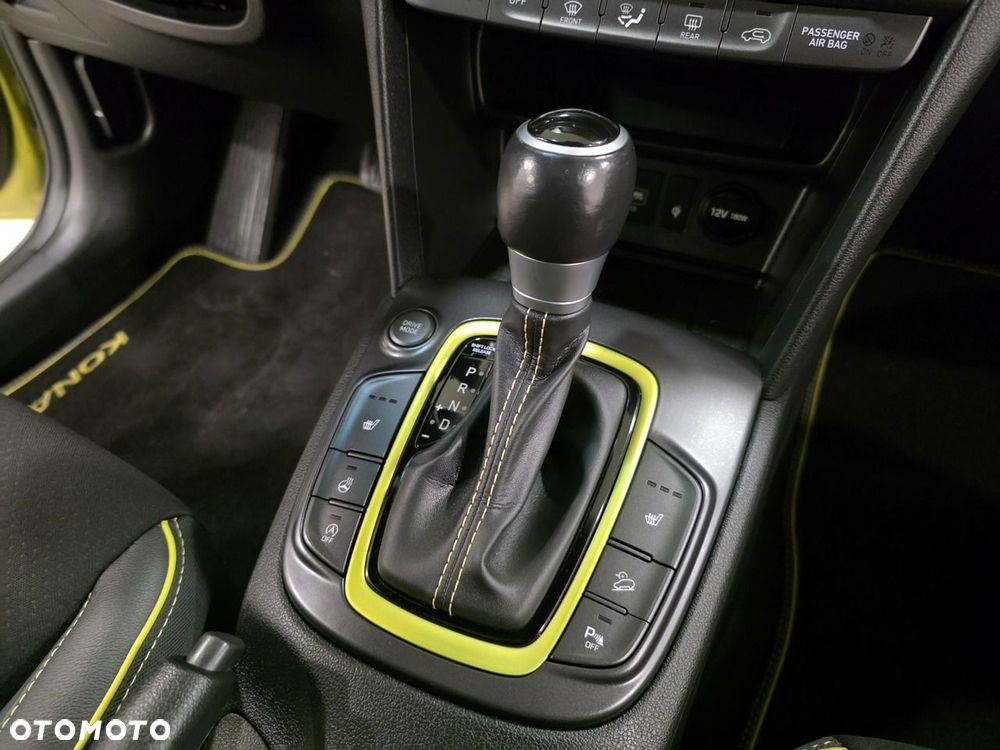 Hyundai Kona 1.6 T-GDI Premium DCT - 25