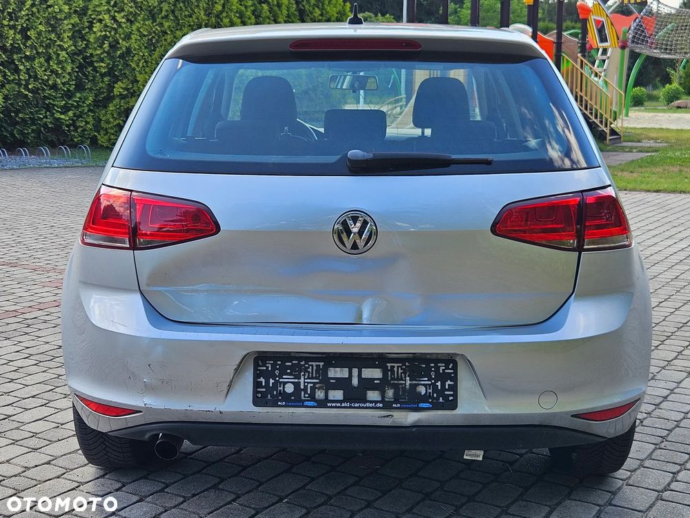 Volkswagen Golf 1.2 TSI BMT Comfortline - 10
