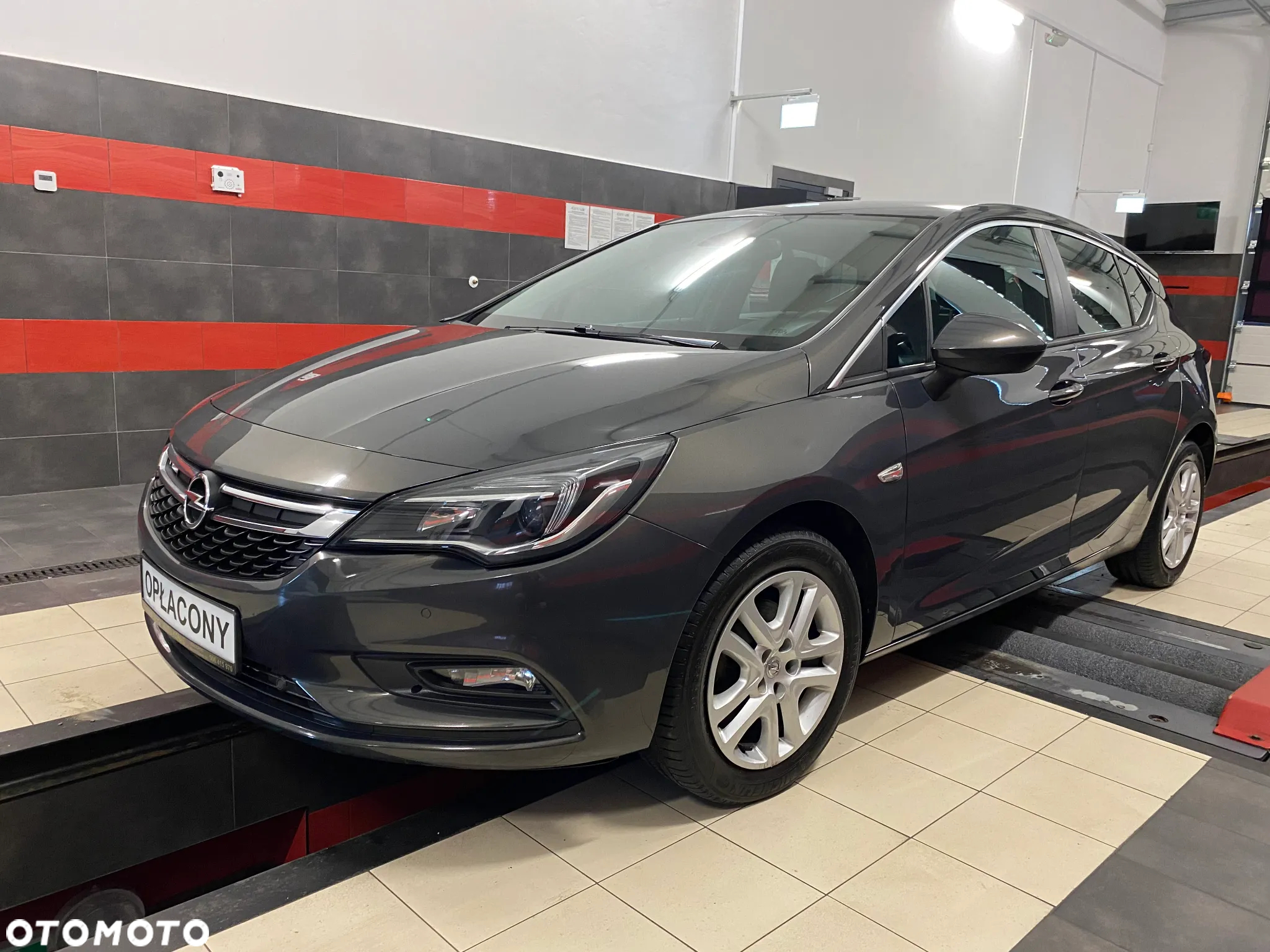 Opel Astra V 1.4 T Dynamic - 3
