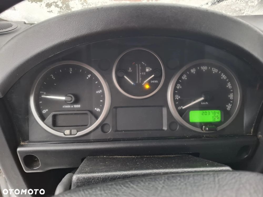 Land Rover Defender 2.4 TD4 E - 14