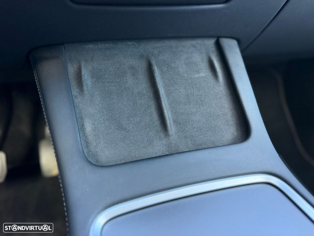Tesla Model Y Long Range Tração Traseira - 38