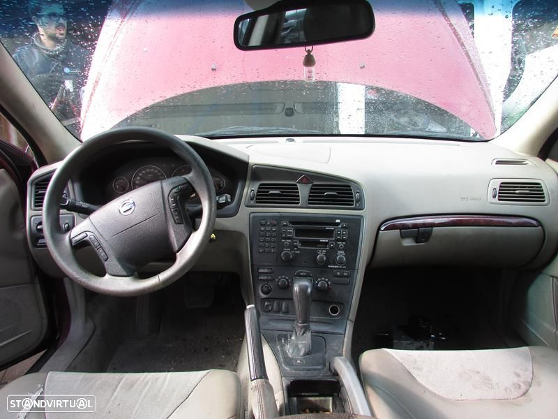 Volvo XC70 2.4 D5 de2003 - Peças Usadas (5905) - 6