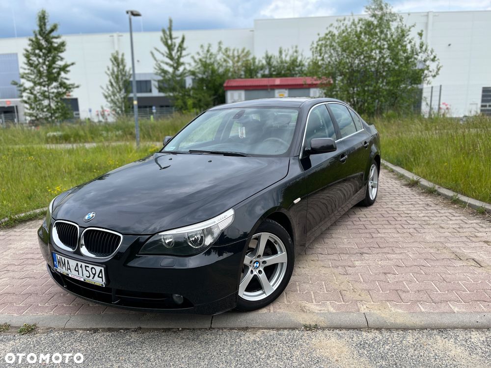 BMW Seria 5 523i - 4