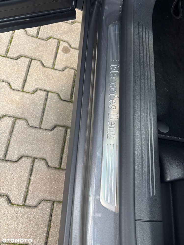 Mercedes-Benz GLA - 27