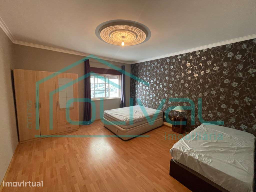 Agradável apartamento T1, com excelentes áreas e bem localizado - Grande imagem: 2/10