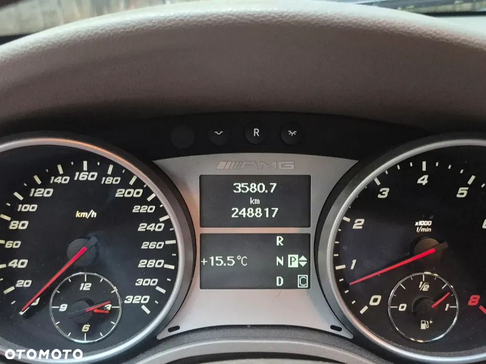 Mercedes-Benz ML - 16