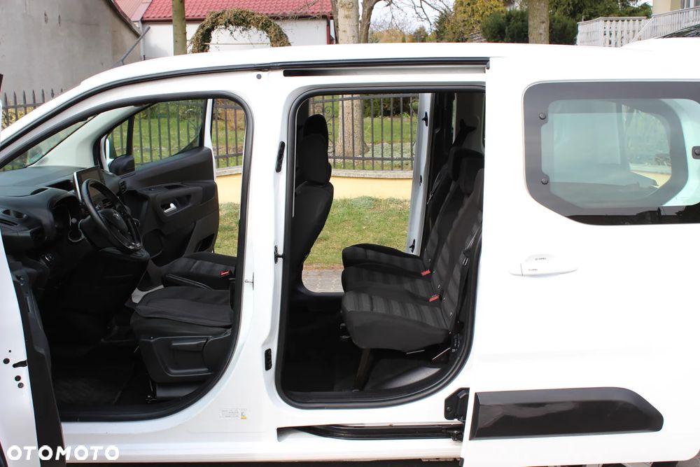 Opel Combo 1.5 D Start/Stop Innovation - 26