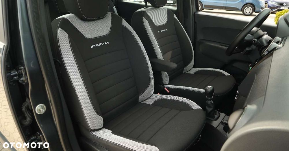 Dacia Lodgy Blue dCi 115 (7-Sitzer) Stepway - 14