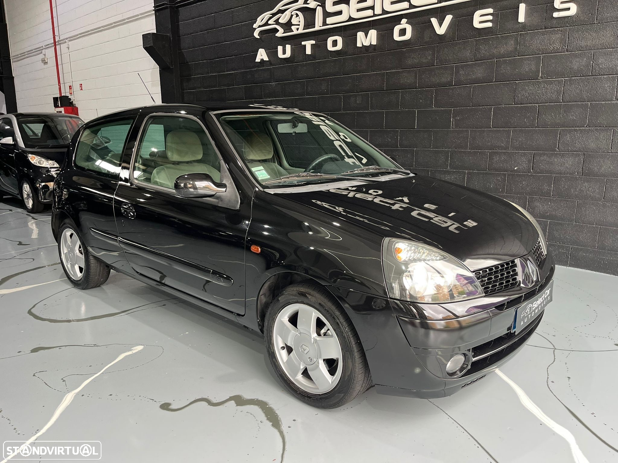 Renault Clio 1.2 16V Expression - 4