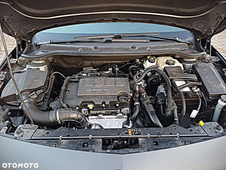 Opel Astra 1.4 Turbo Innovation - 40