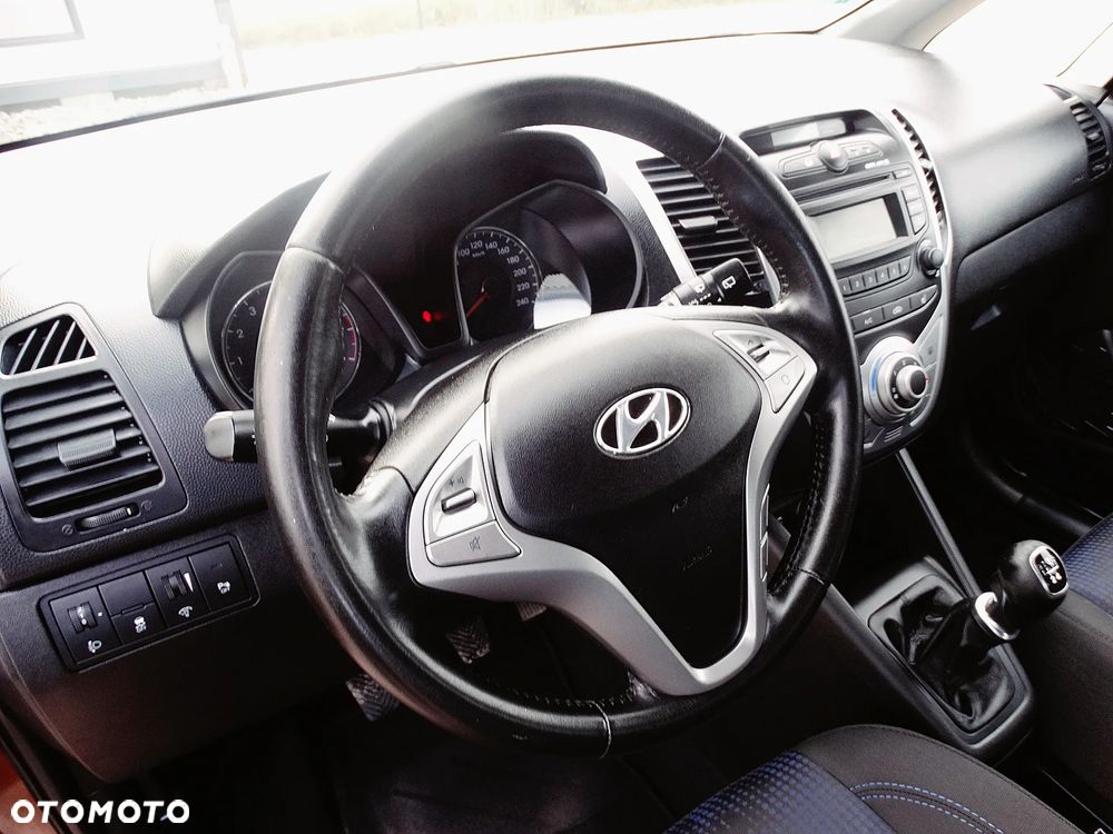 Hyundai ix20 1.4 blue Style - 22