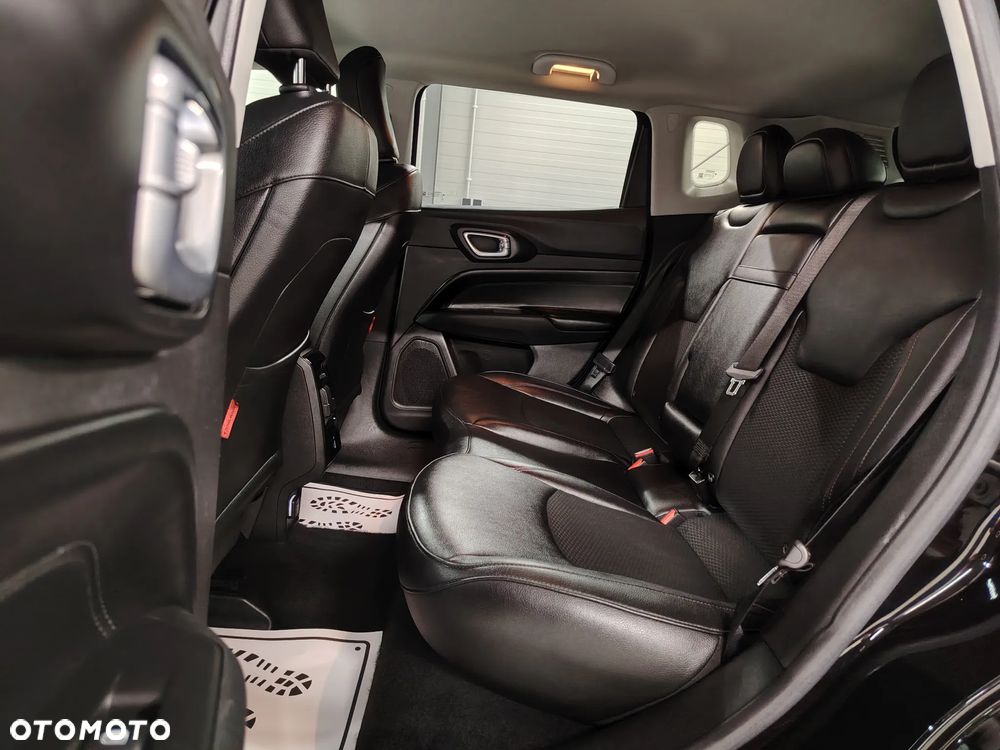 Jeep Compass 1.3 T4 4xe Automatik Trailhawk - 21