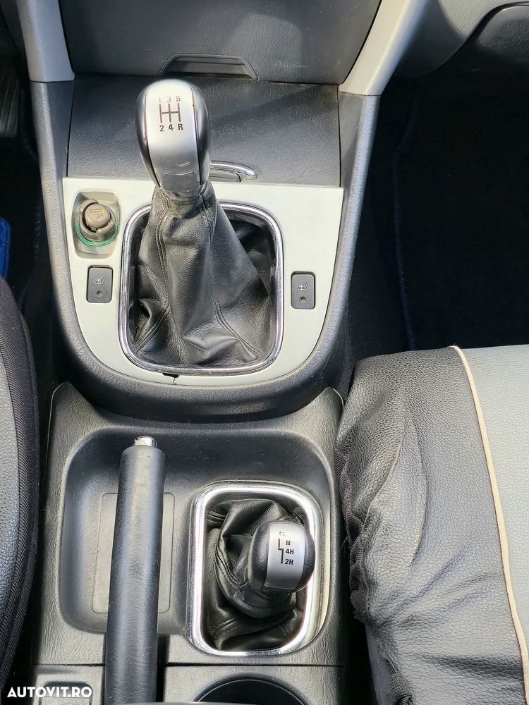 Suzuki Grand Vitara 2.0 Comfort Style - 9