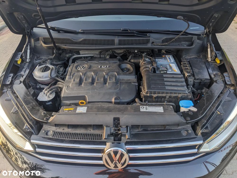 Volkswagen Touran 2.0 TDI BMT Highline DSG - 10