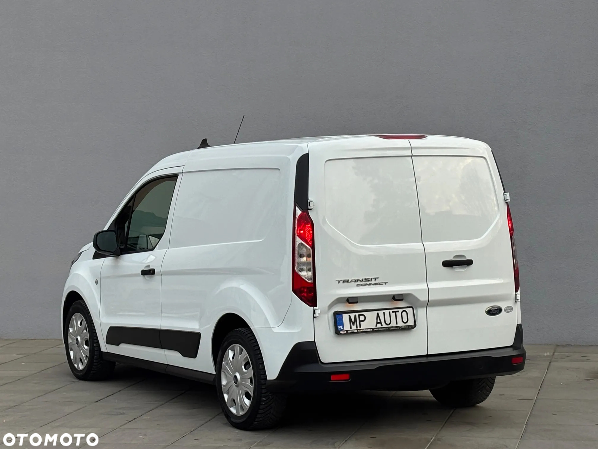 Ford Transit Connect - 4