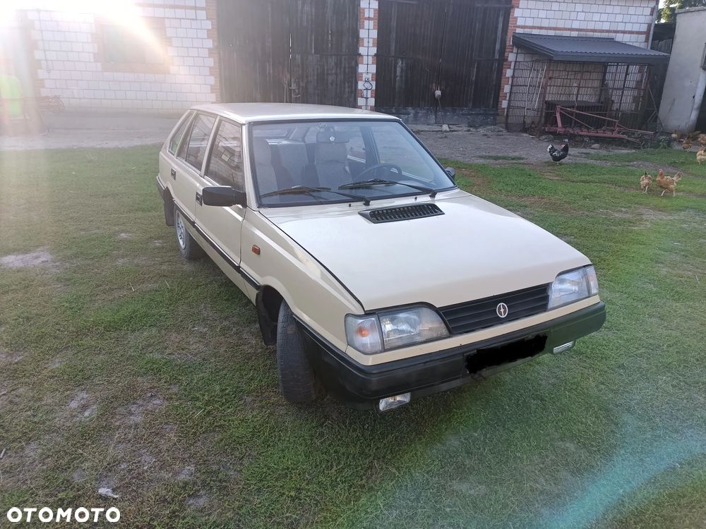 Polonez Caro - 1