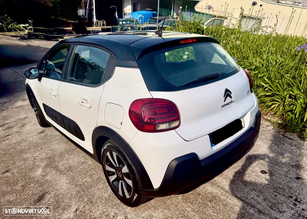 Citroën C3 1.2 PureTech Shine - 3