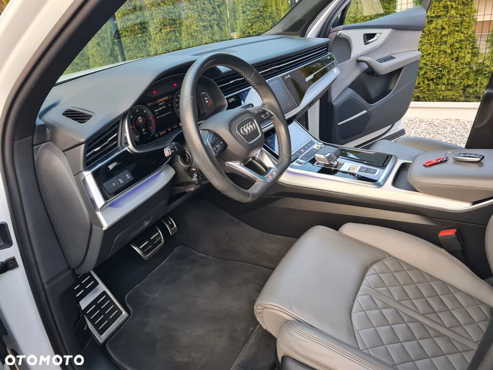 Audi Q7 - 17