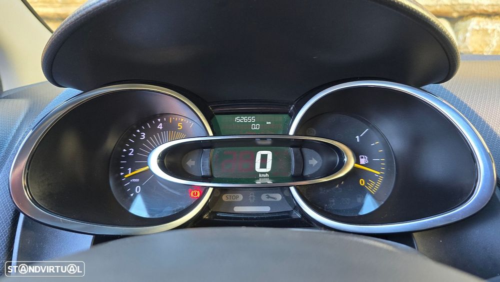 Renault Clio Sport Tourer 1.5 dCi Limited - 18