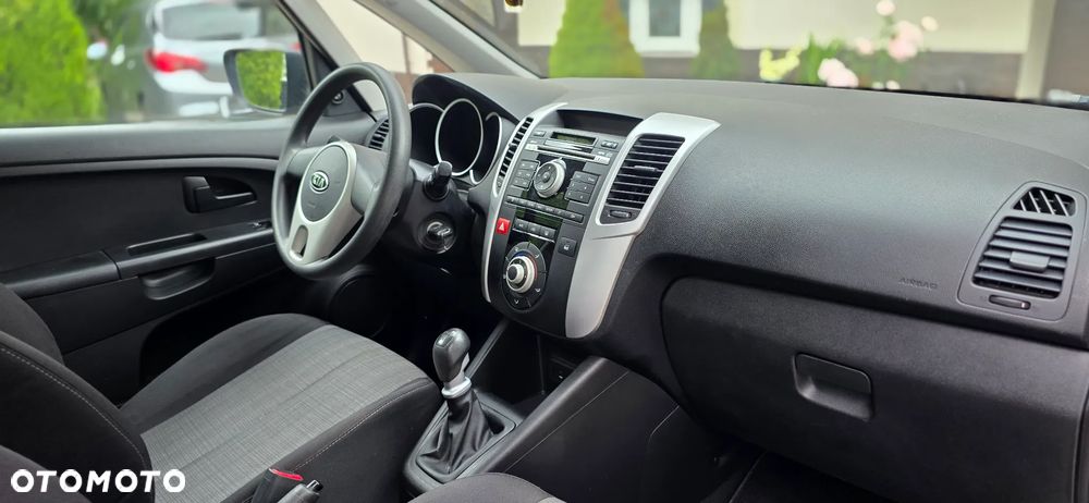 Kia Venga 1.4 CVVT Spirit - 10