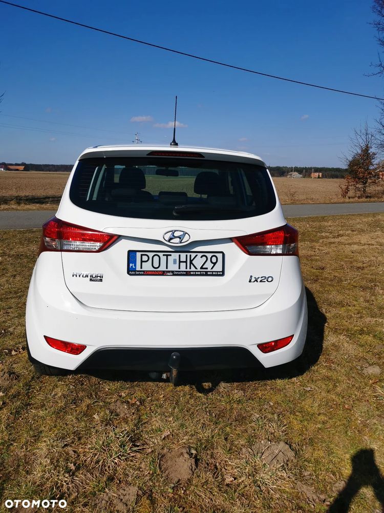 Hyundai ix20 1.4 Style blue - 4