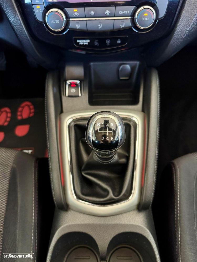 Nissan Qashqai 1.5 dCi Acenta - 17