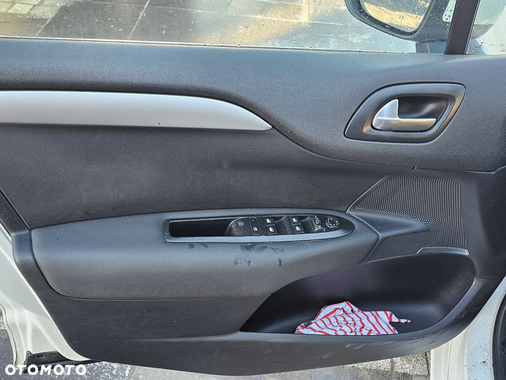 Citroën C4 1.6 HDi Seduction - 8