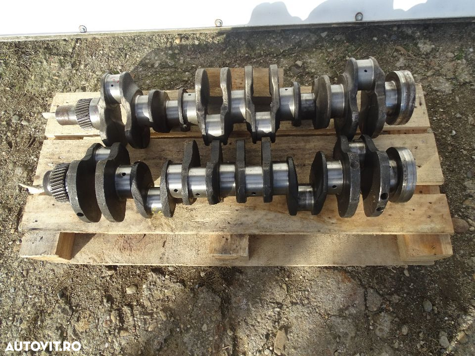 Arbore cotit ,vibrochen motor Cat C6.6 - 2