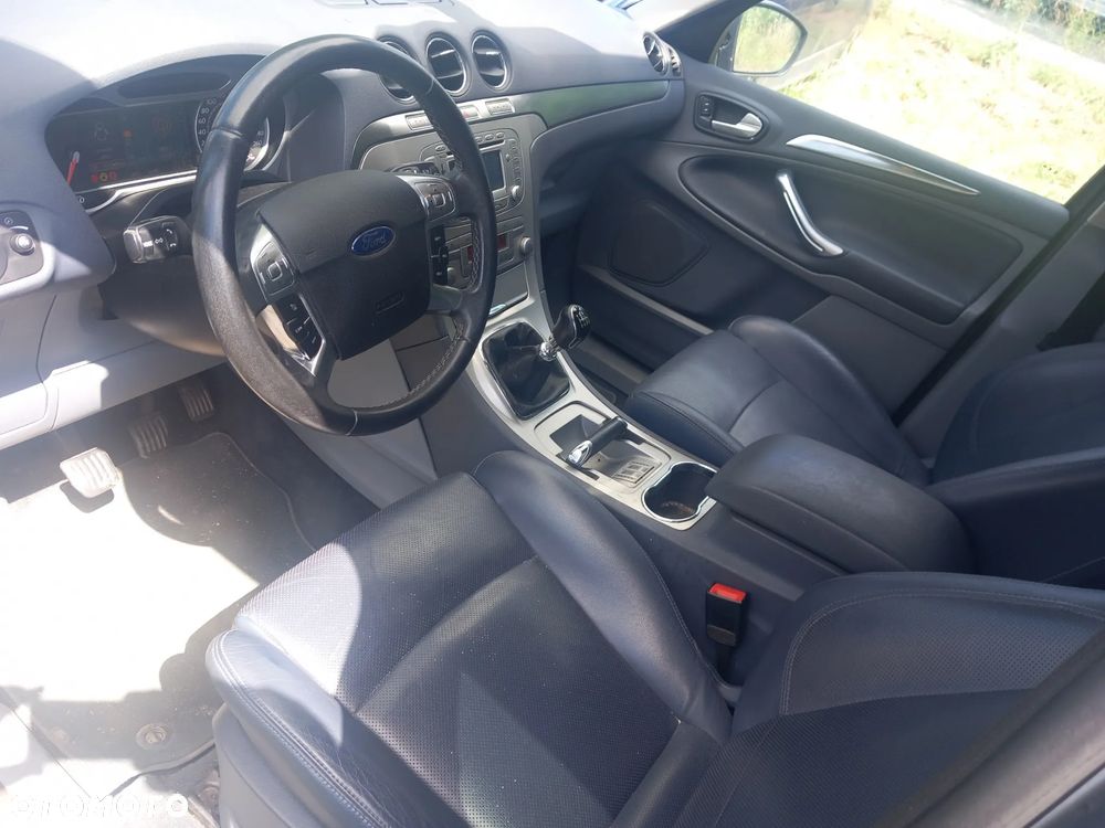 Ford S-Max 2.2 TDCi DPF Titanium - 23