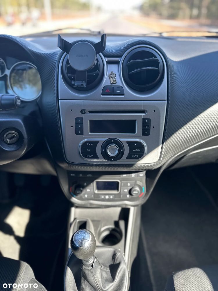 Alfa Romeo Mito 1.4 8V - 12