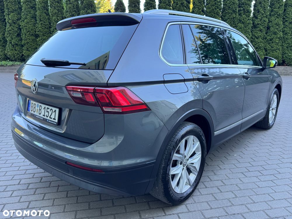 Volkswagen Tiguan - 16