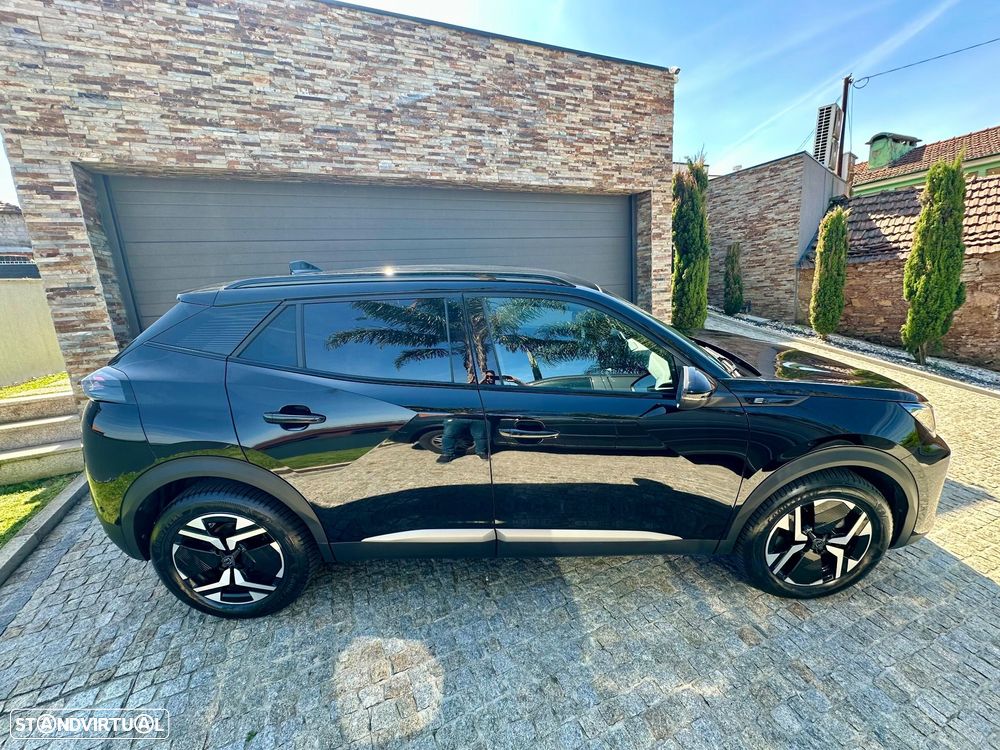 Peugeot e-2008 50 kWh GT Line - 4