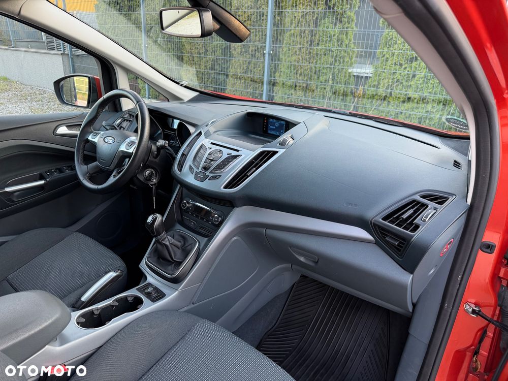 Ford C-MAX 1.6 Ti-VCT Titanium - 29