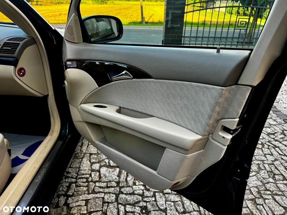 Mercedes-Benz Klasa E 200 CDI Automatik Classic - 29
