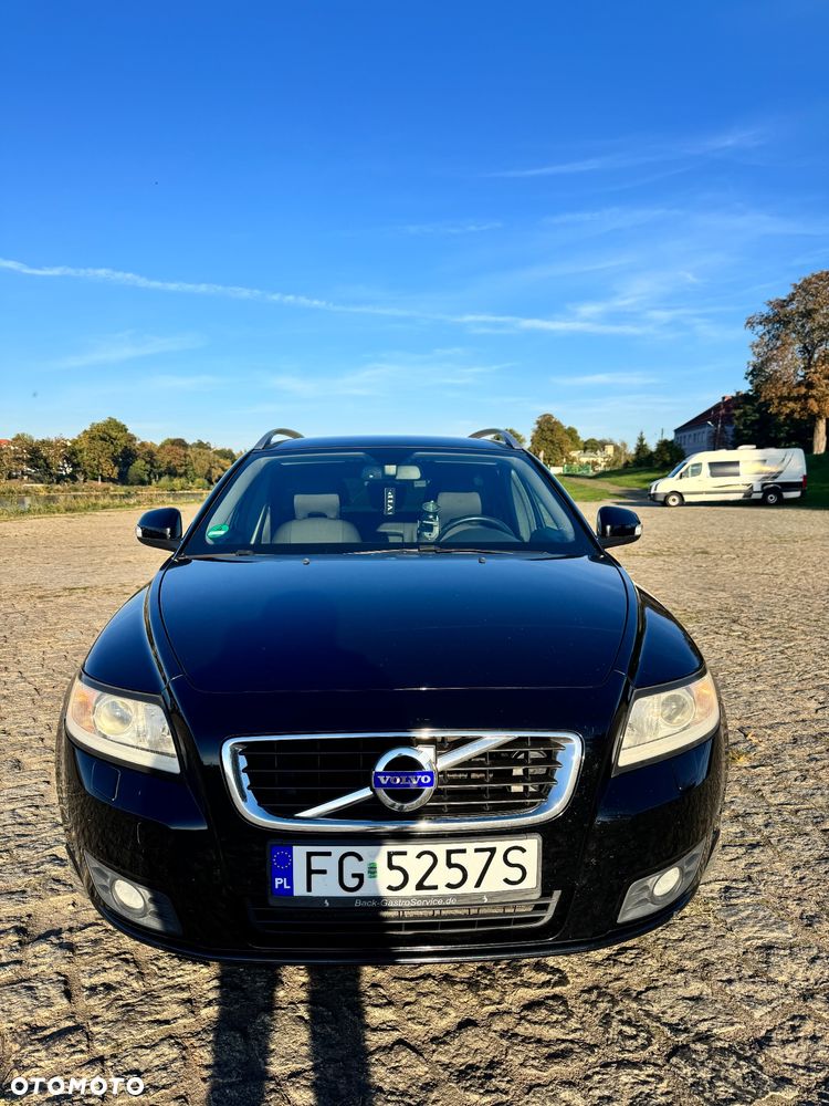 Volvo V50