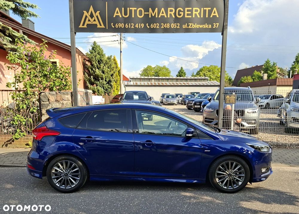 Ford Focus 1.5 EcoBlue Start-Stopp-System ST-LINE - 5
