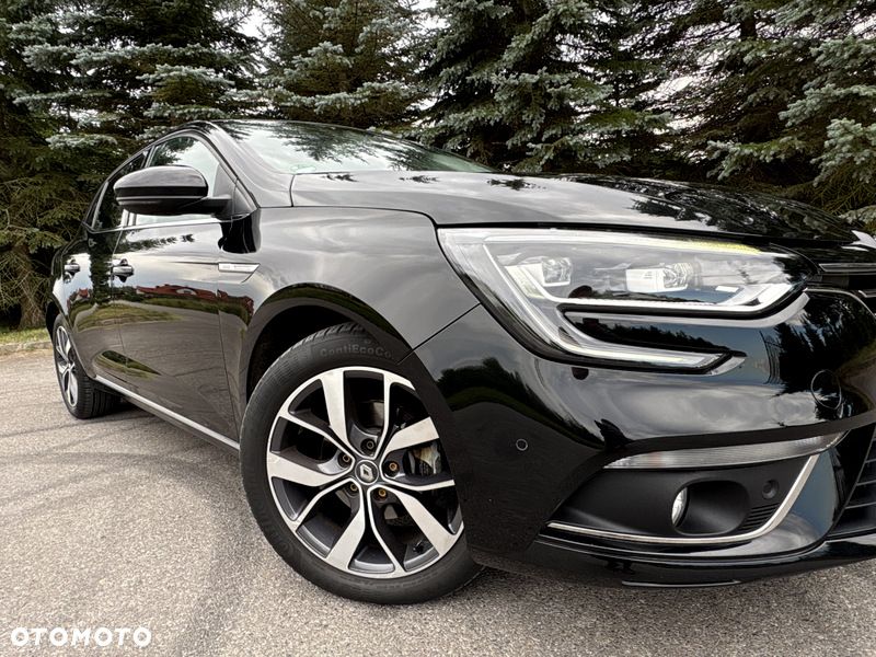 Renault Megane ENERGY TCe 130 BOSE EDITION - 4