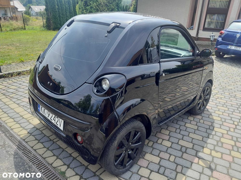 Microcar DUE - 5