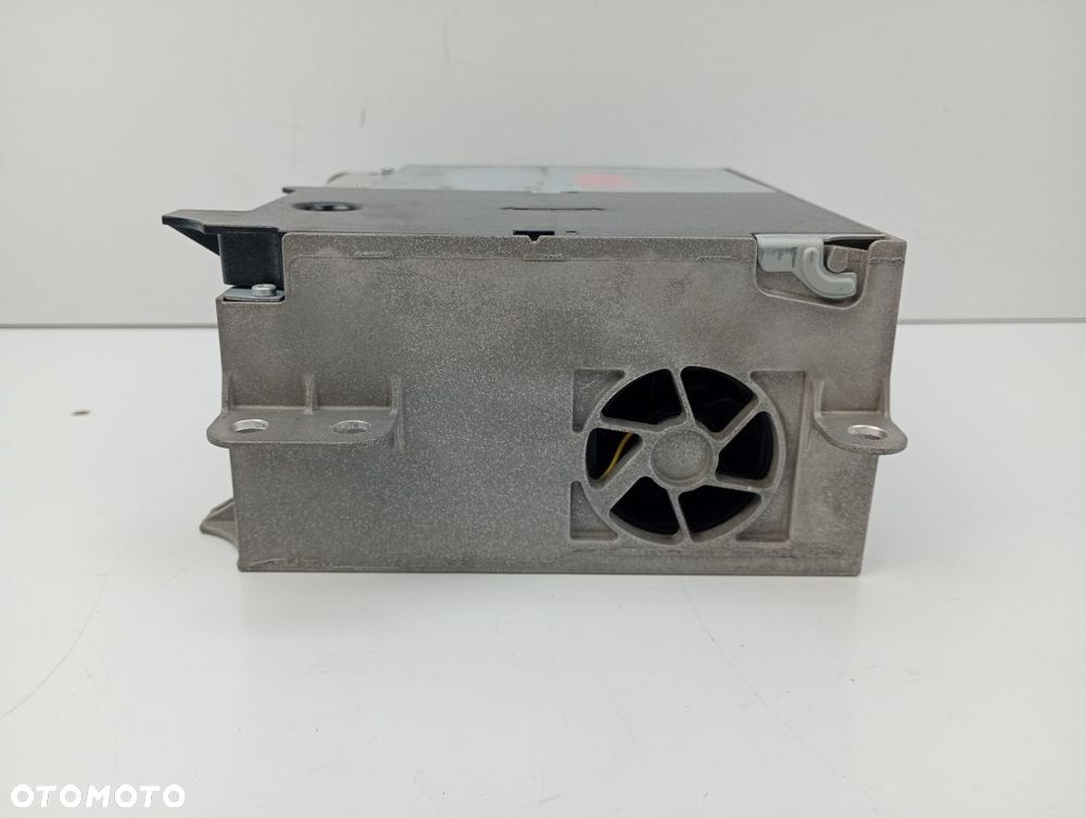 radio nawigacja mercedes CLA W117 W118 W247 sprinter W907 W910 A2479007514 - 3