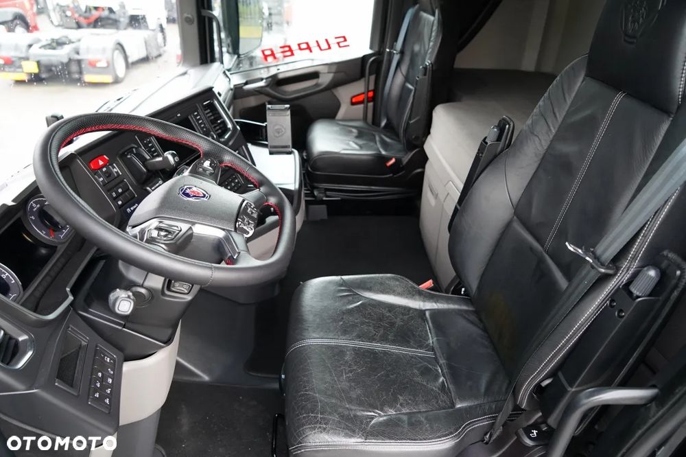 Scania S 500 / RETARDER / KLIMA POSTOJOWA / CAŁA NA PODUSZKACH / ALUFELGI / SKÓRY / - 25