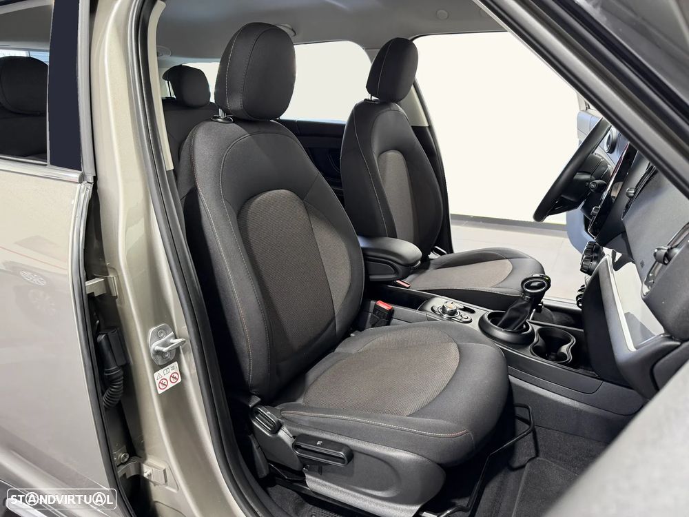 MINI Countryman Cooper SE ALL4 Auto - 38